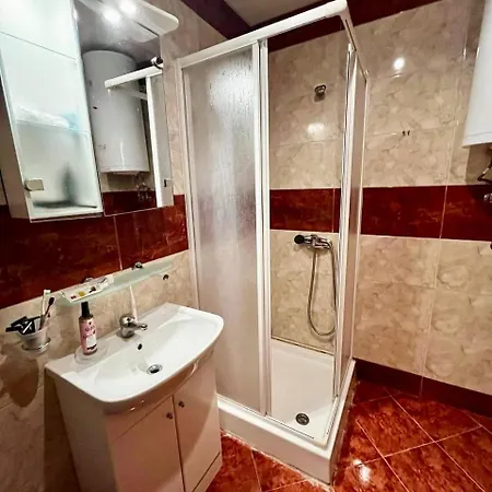 Студия Со Спальней Форт Нокс Е2 Apartment *